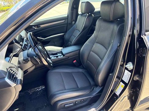 Used 2021 Honda Accord Sport image 18