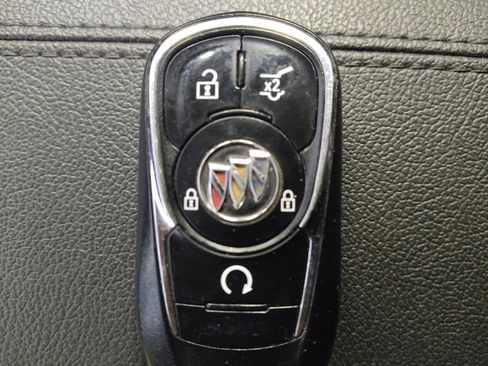 Used 2020 Buick Encore GX Select w/ Sport Touring Package FWD image 32