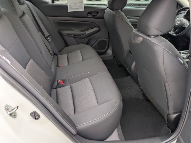 Used 2025 Nissan Altima 2.5 S FWD image 24