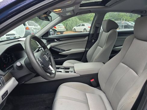 Used 2020 Honda Accord EX image 8