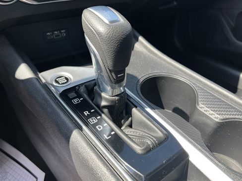 Used 2020 Nissan Altima 2.5 S FWD image 22