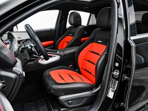 Used 2025 Mercedes-Benz GLE 53 AMG 4MATIC Coupe image 36