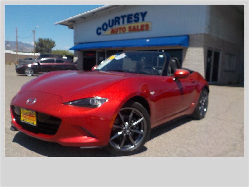 Used 2016 MAZDA MX-5 Miata Grand Touring RWD image 1