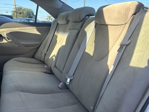 Used 2007 Toyota Camry CE FWD image 11