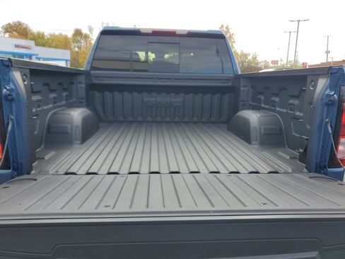 New 2026 GMC Sierra 1500 Elevation image 9