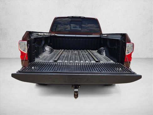Used 2017 Nissan Titan Platinum Reserve AWD/4WD image 6