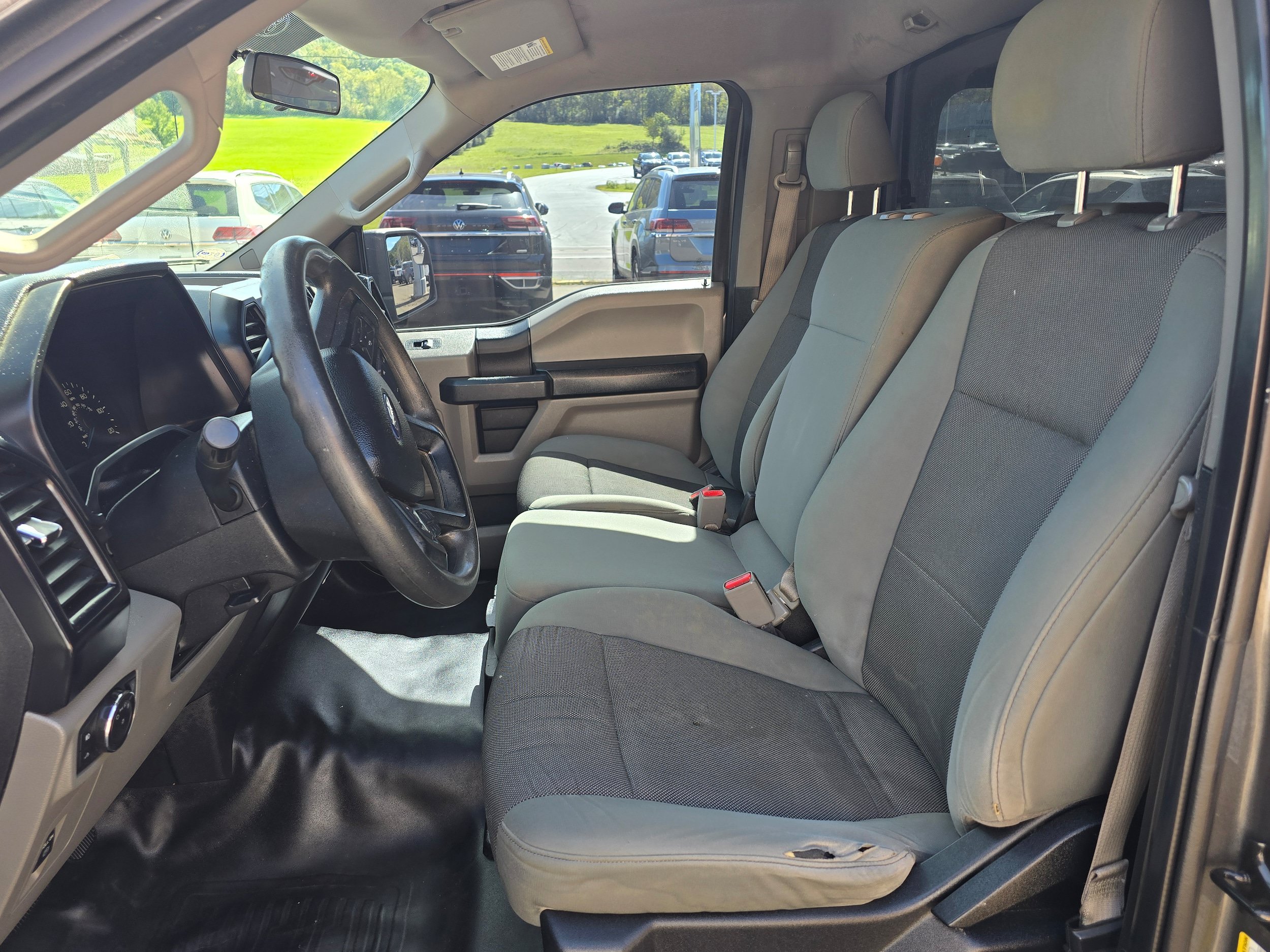 Used 2016 Ford F150 XL w/ Equipment Group 101A Mid AWD/4WD image 9