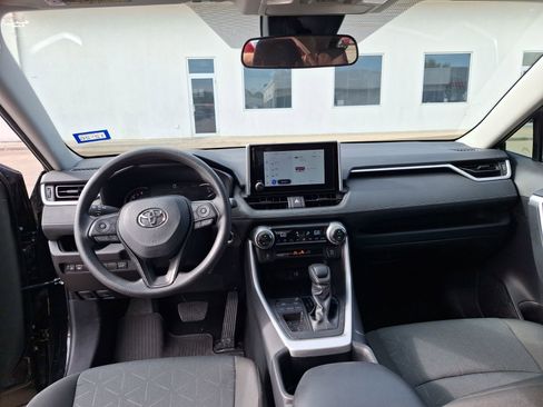 Used 2025 Toyota RAV4 XLE w/ Convenience Package image 19
