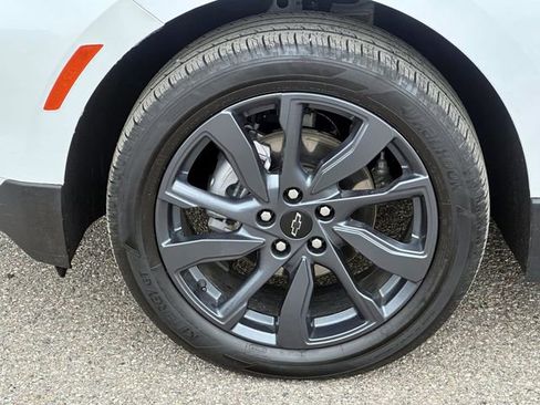Certified 2024 Chevrolet Equinox RS w/ RS Leather Package FWD image 11