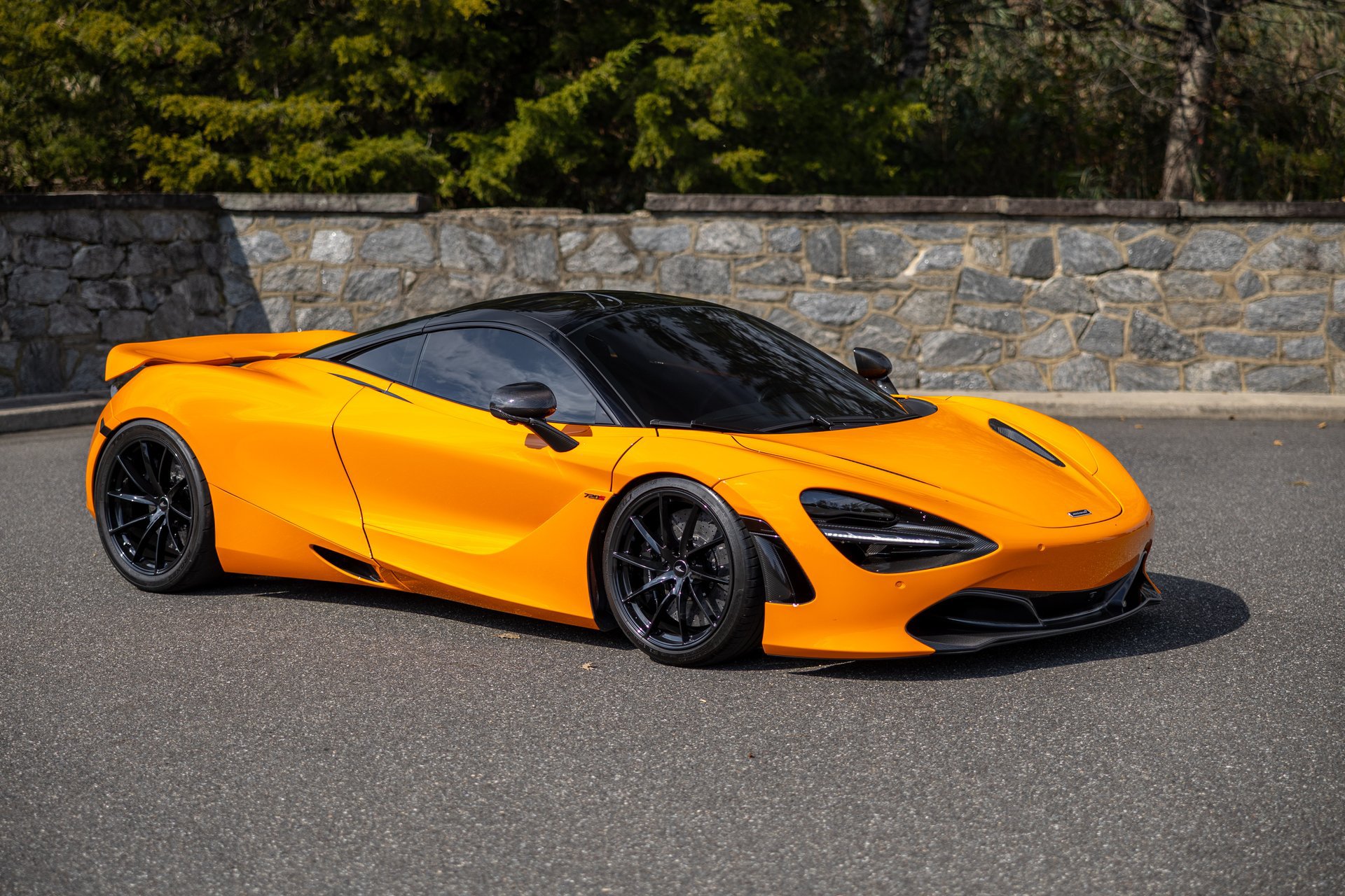 Used 2019 McLaren 720S RWD image 15