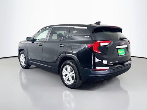 Used 2024 GMC Terrain SLE FWD image 7