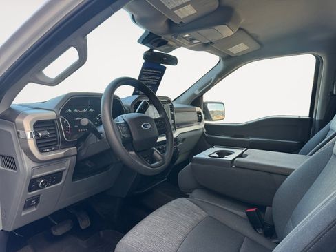 Certified 2021 Ford F150 XLT image 9