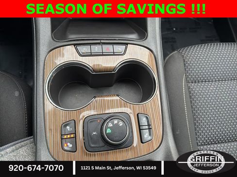 Used 2023 GMC Acadia SLE w/ Driver Convenience Package image 23