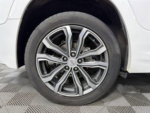 Used 2018 GMC Terrain Denali w/ Advanced Safety Package image 16