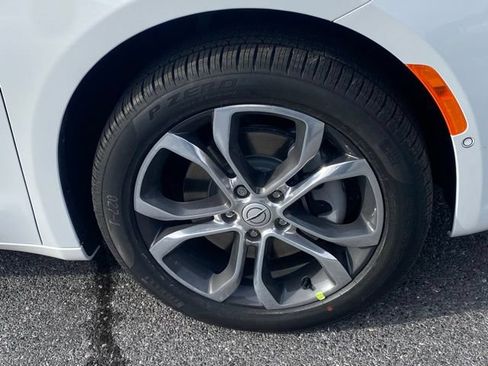 New 2026 Chrysler Pacifica Pinnacle AWD/4WD image 11