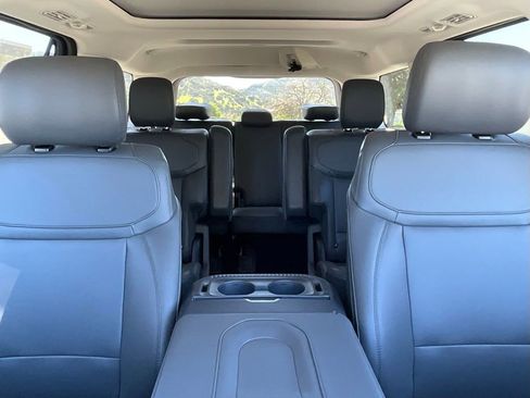 New 2026 Ford Expedition Active image 50