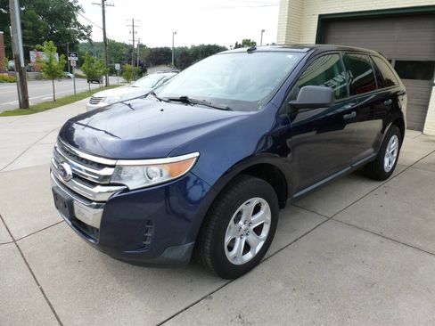 Used 2011 Ford Edge SE w/ 101A Rapid Spec Order Code image 4