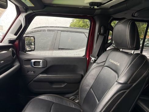 Used 2021 Jeep Wrangler Unlimited Sahara w/ Safety Group AWD/4WD image 14