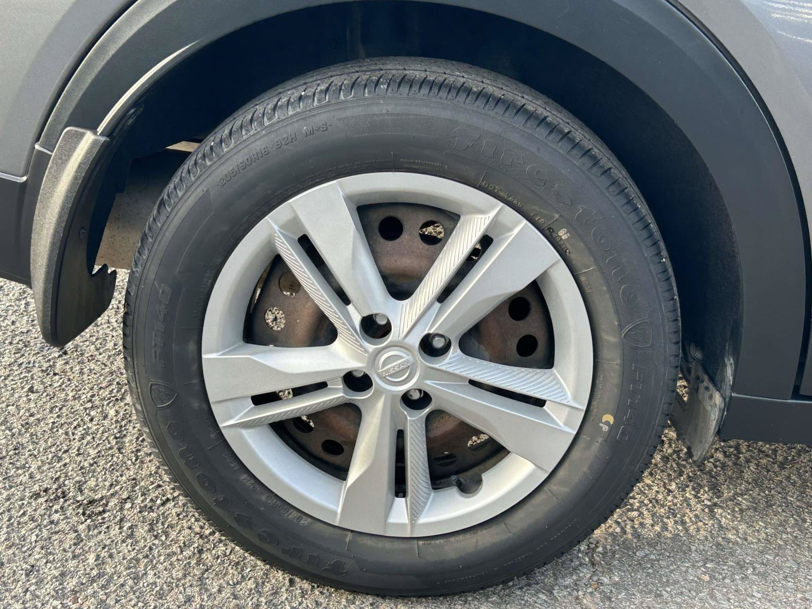 Used 2022 Nissan Kicks S FWD image 9
