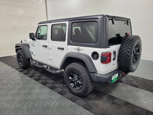 Used 2020 Jeep Wrangler Unlimited Sport AWD/4WD image 3