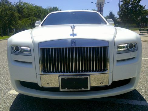 Used 2013 Rolls-Royce Ghost RWD image 22