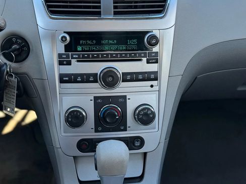 Used 2011 Chevrolet Malibu LT w/ White Diamond Premium Package FWD image 13
