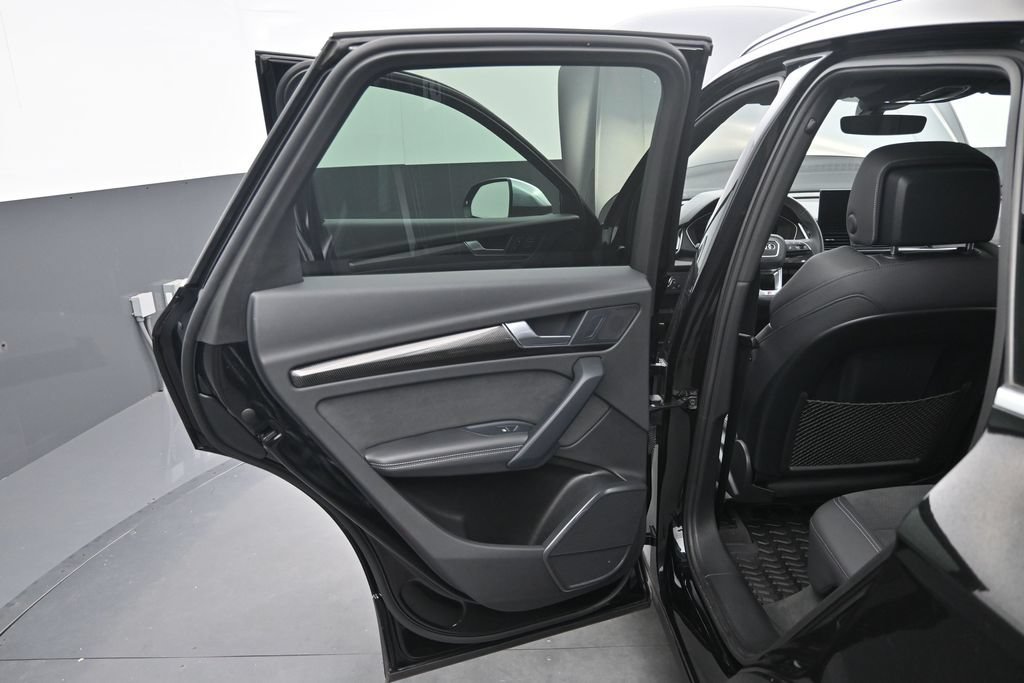 Used 2022 Audi SQ5 Premium Plus AWD/4WD image 24