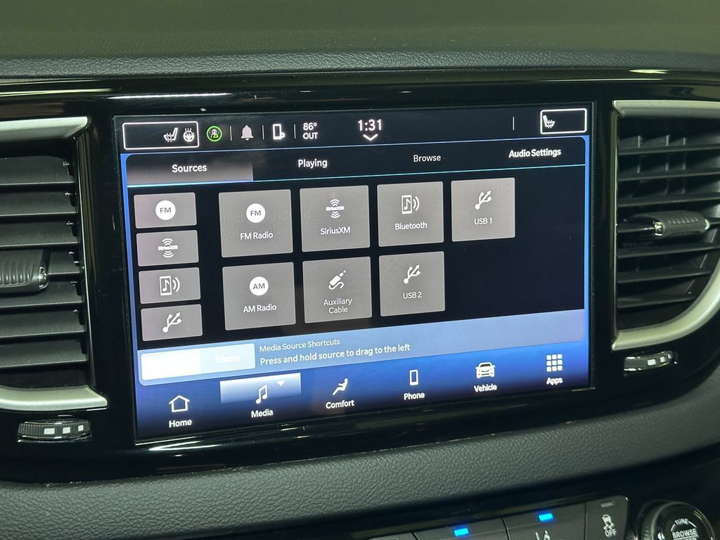 Used 2024 Chrysler Pacifica Touring-L FWD image 43