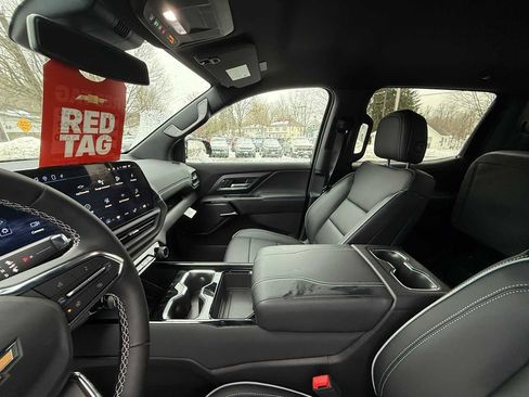 New 2026 Chevrolet Silverado EV LT image 19