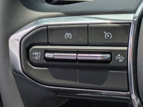 New 2026 GMC Canyon Elevation RWD image 19