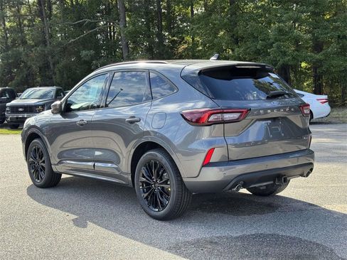 New 2026 Ford Escape ST-Line Elite w/ Class II Trailer Tow Package image 21