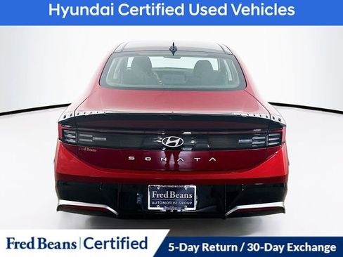 Certified 2024 Hyundai Sonata SEL w/ Convenience Package FWD image 24
