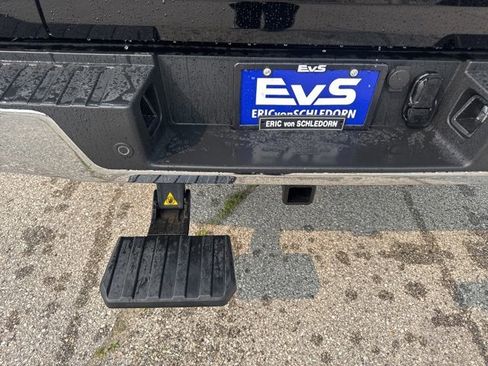 New 2025 Ford F150 Lariat w/ Equipment Group 502A High image 16