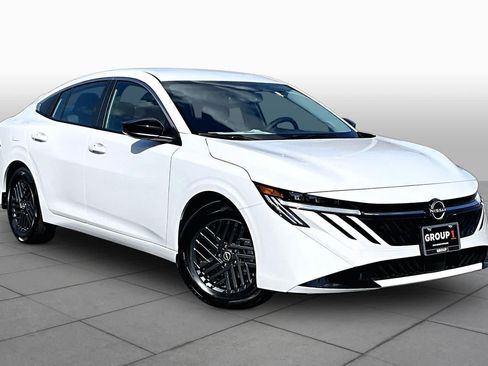 New 2026 Nissan Sentra SV w/ SV Convenience Package FWD image 2