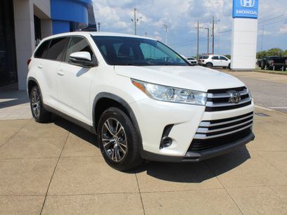 Used 2019 Toyota Highlander LE