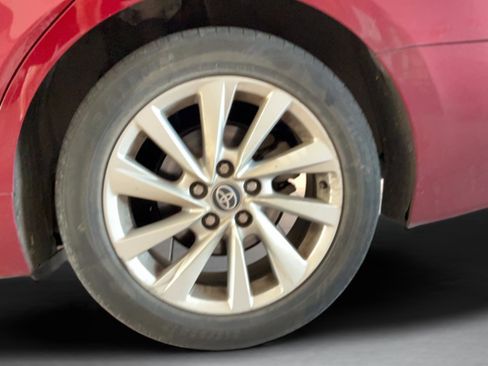 Used 2021 Toyota Camry LE FWD image 35