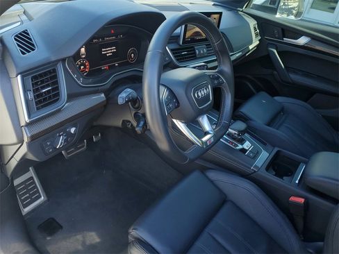 Used 2019 Audi SQ5 Prestige w/ Prestige Package image 19