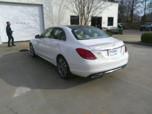 Used 2016 Mercedes-Benz C 300 4MATIC Sedan image 11