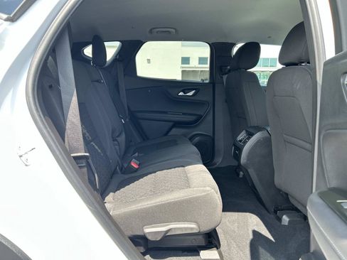 Used 2021 Chevrolet Blazer LT AWD/4WD image 17