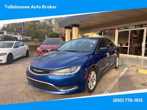 Used 2015 Chrysler 200 Limited w/ Convenience Group FWD image 1