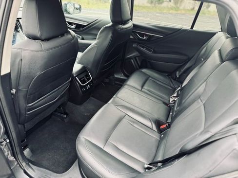 Used 2023 Subaru Outback Limited image 19