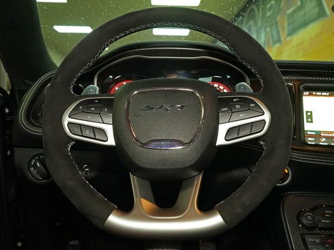 Used 2023 Dodge Challenger SRT Hellcat Redeye image 13