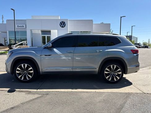 Used 2021 Volkswagen Atlas SEL Premium AWD/4WD image 2