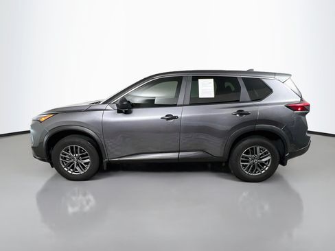 Used 2024 Nissan Rogue S FWD image 9