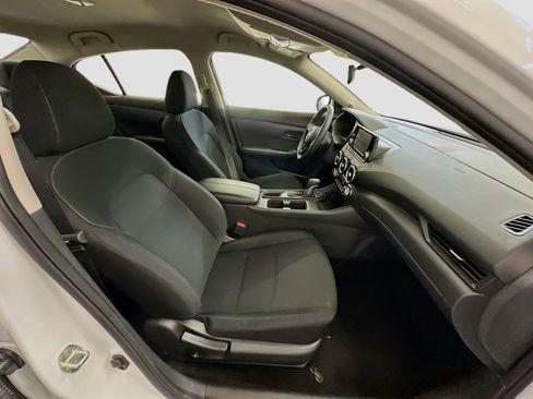 Used 2024 Nissan Sentra S image 31