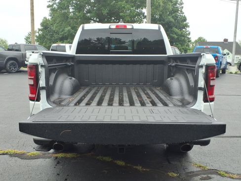 New 2026 RAM 1500 Laramie AWD/4WD image 6