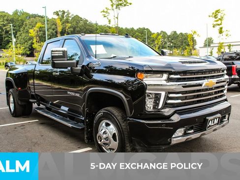 Used 2022 Chevrolet Silverado 3500 High Country image 4