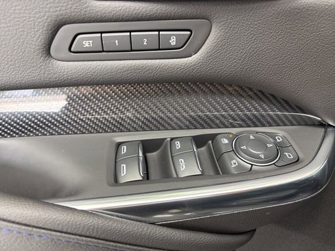 Used 2024 Cadillac XT4 Sport image 16