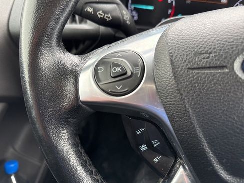 Used 2020 Ford Transit Connect XLT image 13