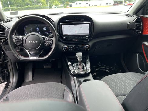 Used 2023 Kia Soul GT-Line image 19